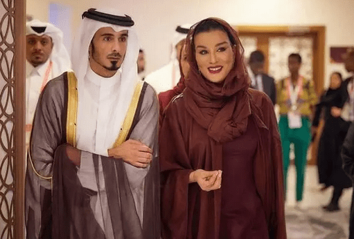 63岁卡塔尔王妃现身世界杯!