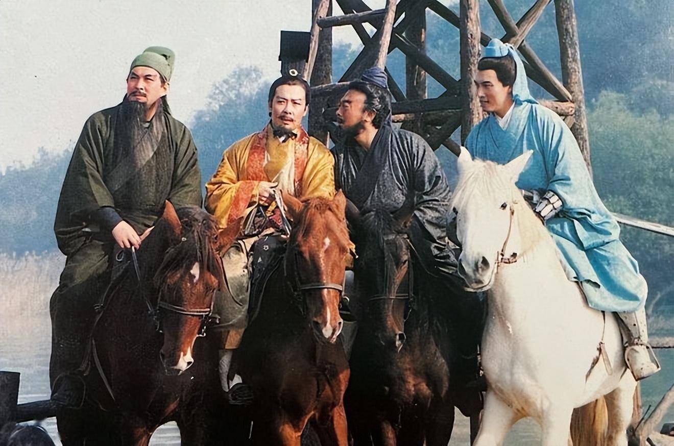 一脸凶相,却是个重情重义之人,大家都被演员李靖飞给"骗"了