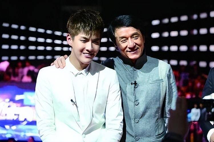 吴亦凡:追缴6个亿,被判13年,驱逐出镜,多行不义必自毙_黄子韬_女孩_都