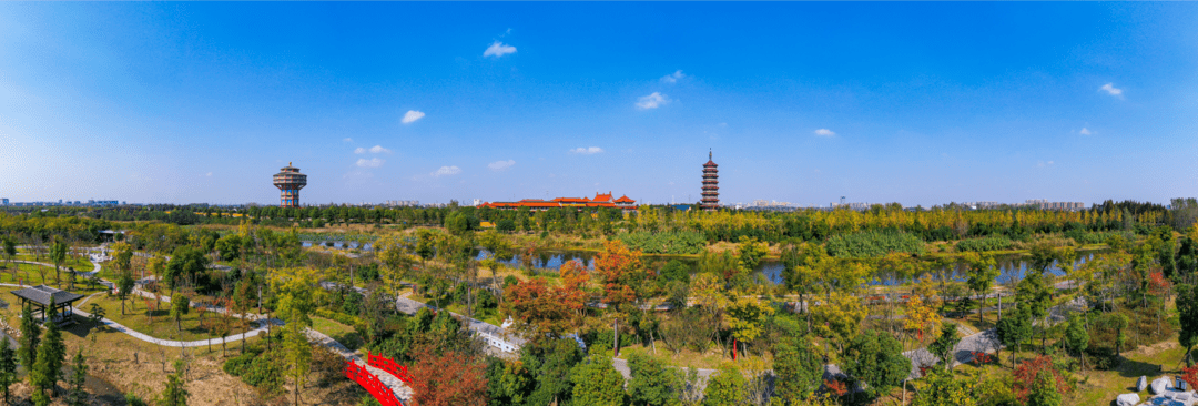 揚子津古渡公園詩情畫意,風華水韻,在宋夾城裡得到了恰如其分的呈現.