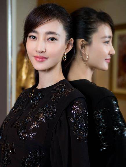 为何百度里查不到王丽坤的年龄,得知真相后,网友:换我也不会说_电视剧