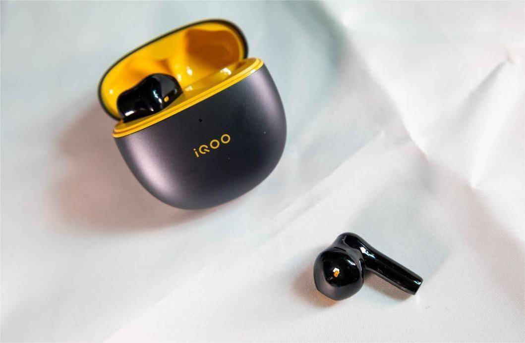 哪种蓝牙耳机佩戴舒服？佩戴舒适度最高的半入耳蓝牙耳机推荐