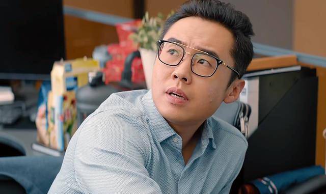 凭借平凡的荣耀成功出圈的配角:一位演过娘道,一位是小品达人_田昊