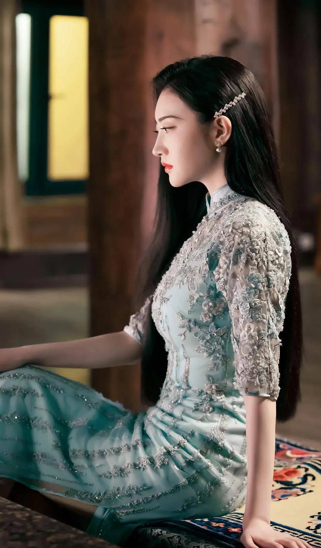 身穿旗袍女星,倪妮惊艳,杨幂柳岩美出天际_感觉_造型_女性