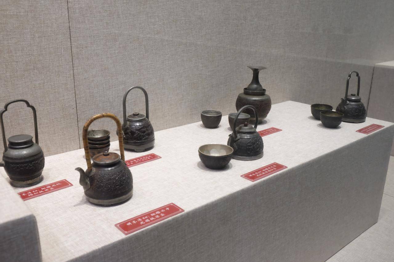 天南贡品”海南椰雕展在海口市博物馆开展_手机搜狐网