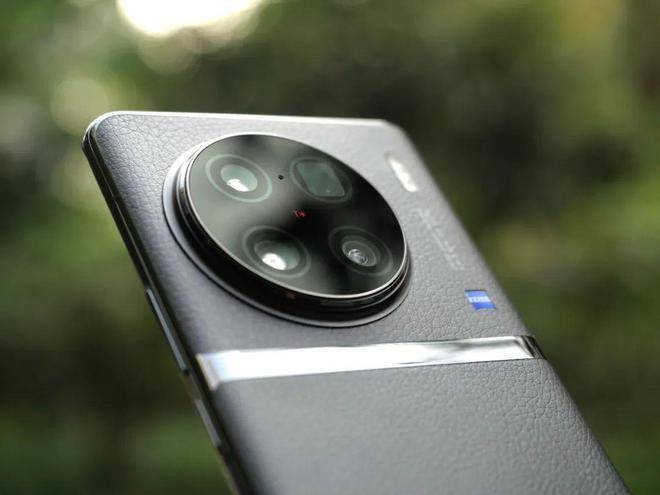 vivo X90 Pro+影像新旗舰