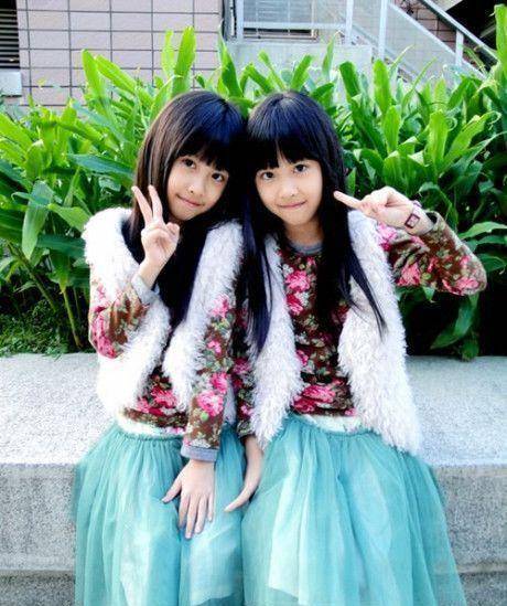 曾经的"最美双胞胎",17年过去了,考上了清华大学,让人羡慕_sandy_台湾