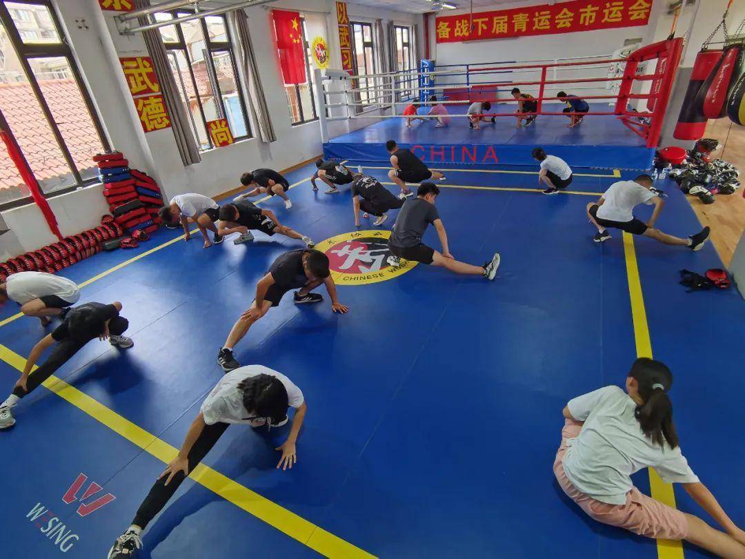 松江这所学校的拳击散打队在全国比赛中再创佳绩_训练_车墩_锦标赛