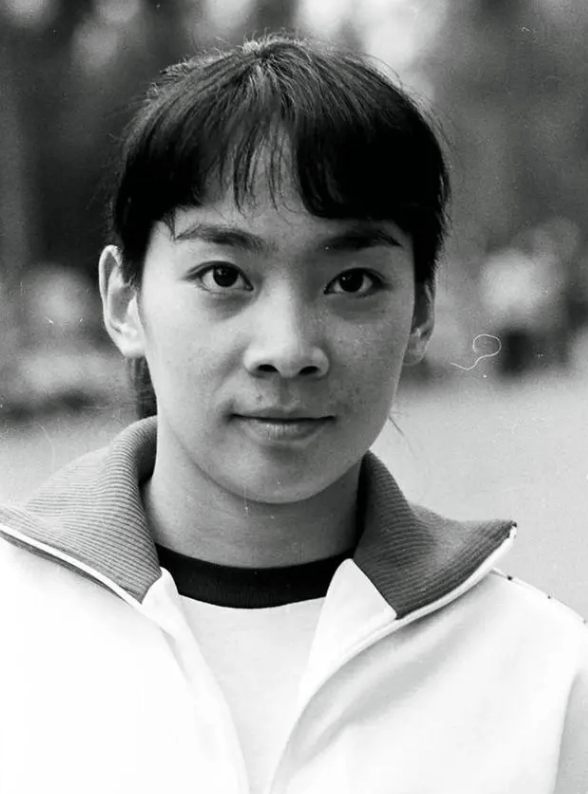 马艳红:中国首位奥运体操冠军,退役后赴美执教被白人刁难_教练_北京