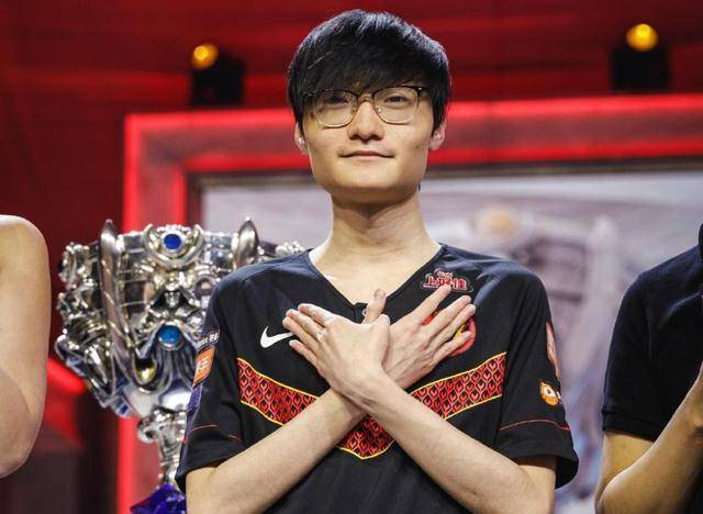 适应性头盔要"回"来了?