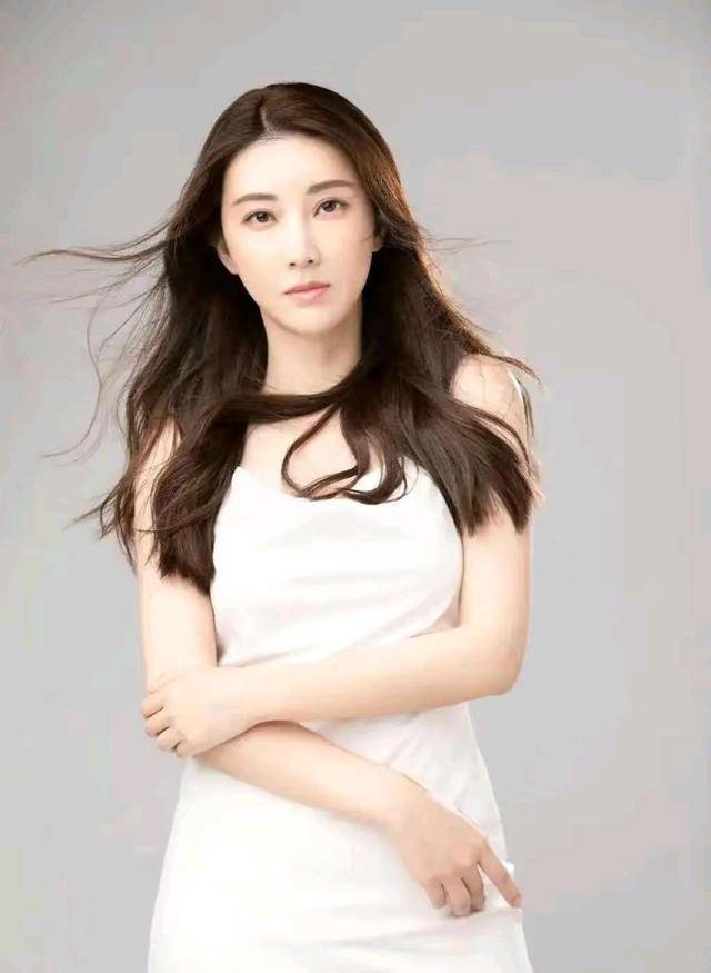 外来媳妇本地郎大嫂香兰依然坚挺,刘涛的表妹由美却