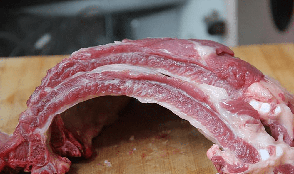 买排骨,注意分清"前排"和"后排",区别挺大,搞懂不吃亏