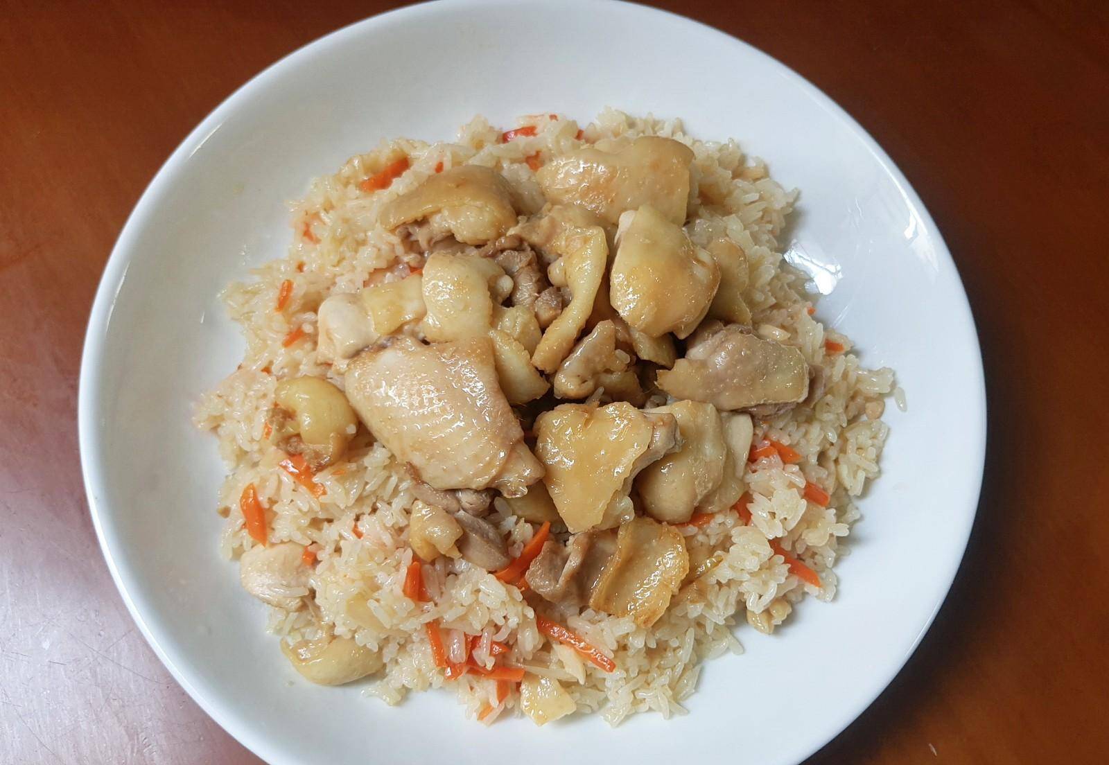 试做新疆鸡肉手抓饭,参考了海南鸡饭,效果不错_鸡汤_胡萝卜_洋葱