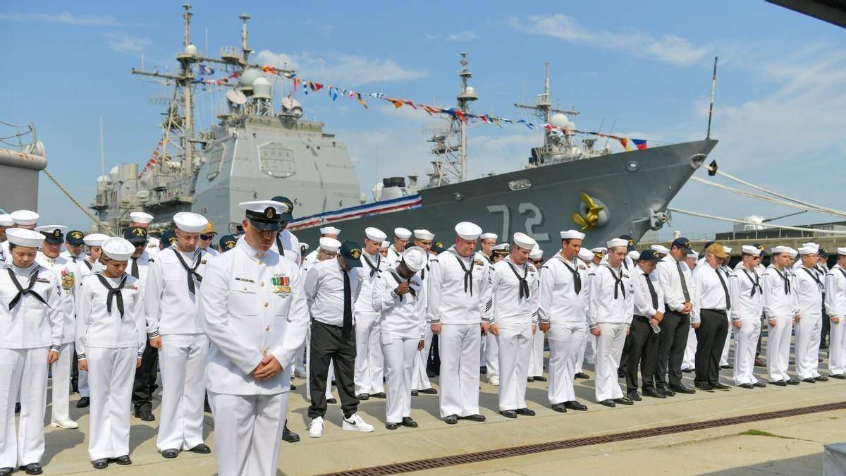 美国33年老舰到南海逞凶,遭中国海军驱逐灰溜溜逃窜_康德罗加_巡洋舰