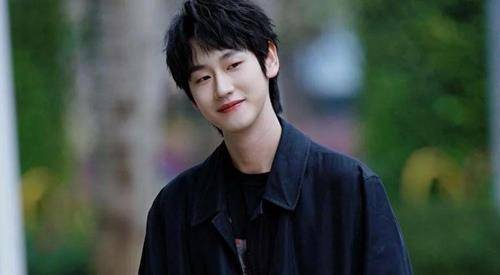 21岁新晋爱豆刘彰过往曝光 被扒公开diss蔡徐坤及诋毁女性_言论_说唱