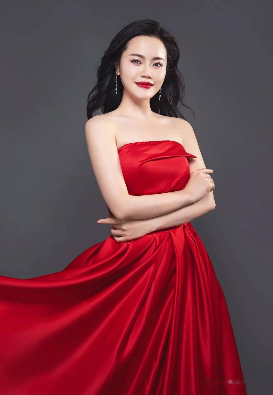 每天一歌||佳县创建文明县城之歌尚振东&吕丹妮演唱!_中国_卫视_简介