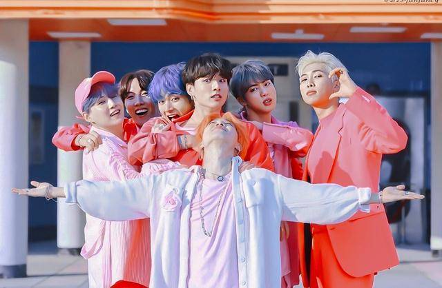 2020年流行歌曲排行榜_2020十大金曲出炉,潘玮柏第一邓紫棋第六,流量歌手没称霸