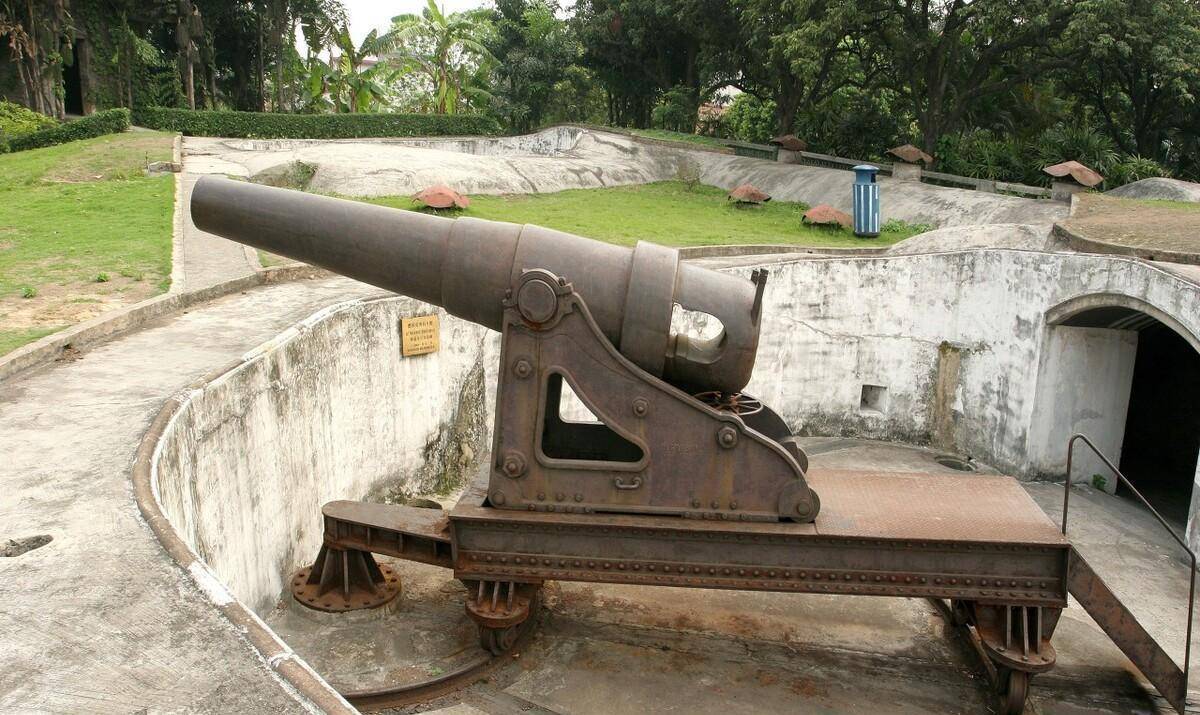 魏源《海国图志》所辑《铸炮铁模图说》详细论述了由泥型翻制铁范,再