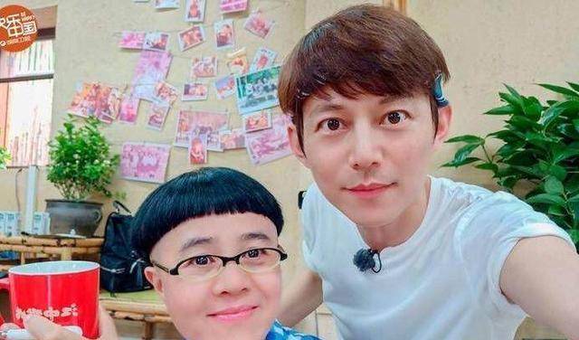 "金龟子""毛毛虫"二十年后再度同框,引发童年回忆浪潮!