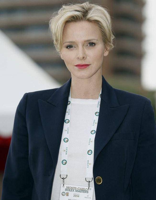 从"美人鱼"到摩纳哥王妃,42岁夏琳不愧是短发女神,气质太惊艳_的设计