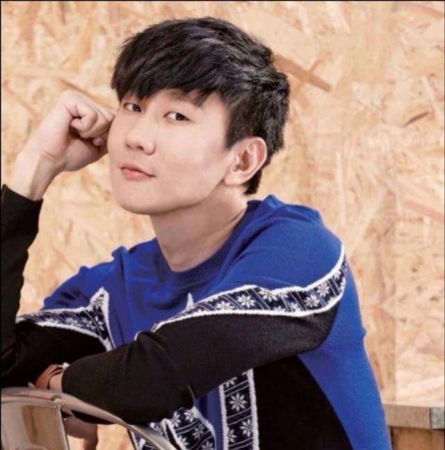 林俊杰事件真相:女网友自爆身患重病,不是林俊杰女友也没有暧昧_朋友