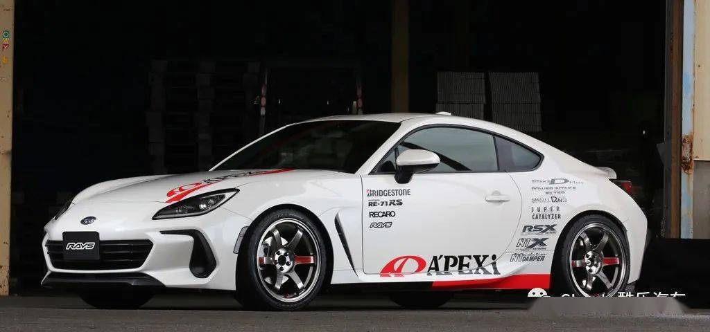 rays te37 saga sl仅17,18寸,完全赛道化的性能圈 | 酷乐汽车_搜狐