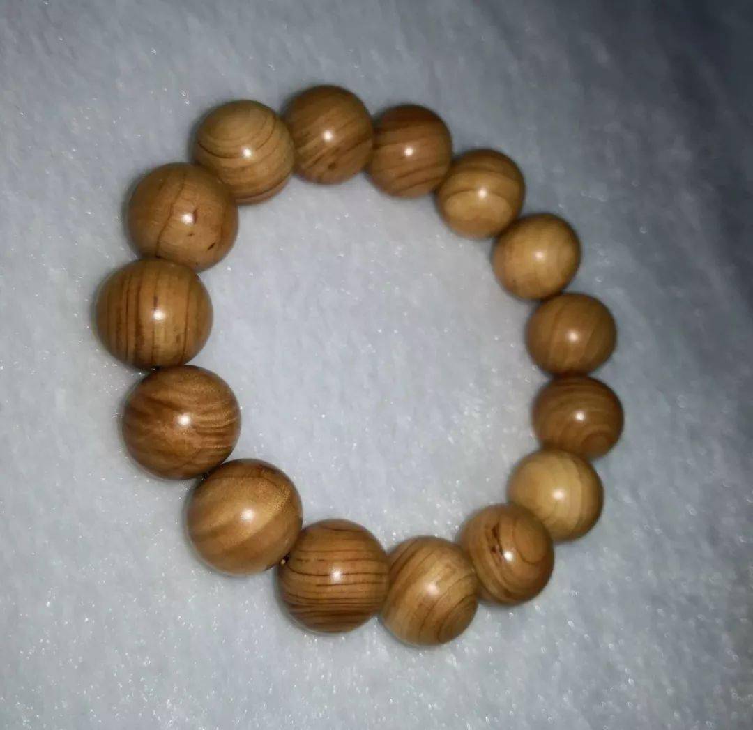 他手里超级冷门的木串有2条:桑木和杜仲.你盘过吗?