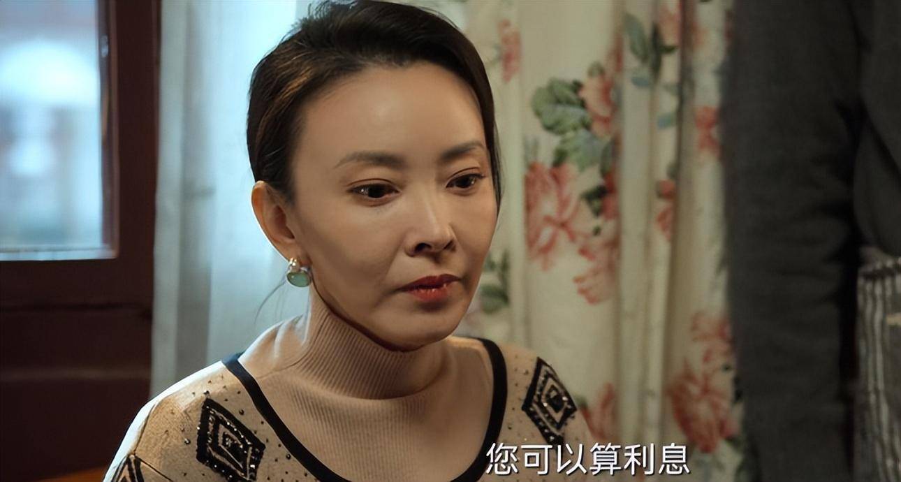 在对付半夏的时候,刘美兰几乎把"我是后妈,我是后妈