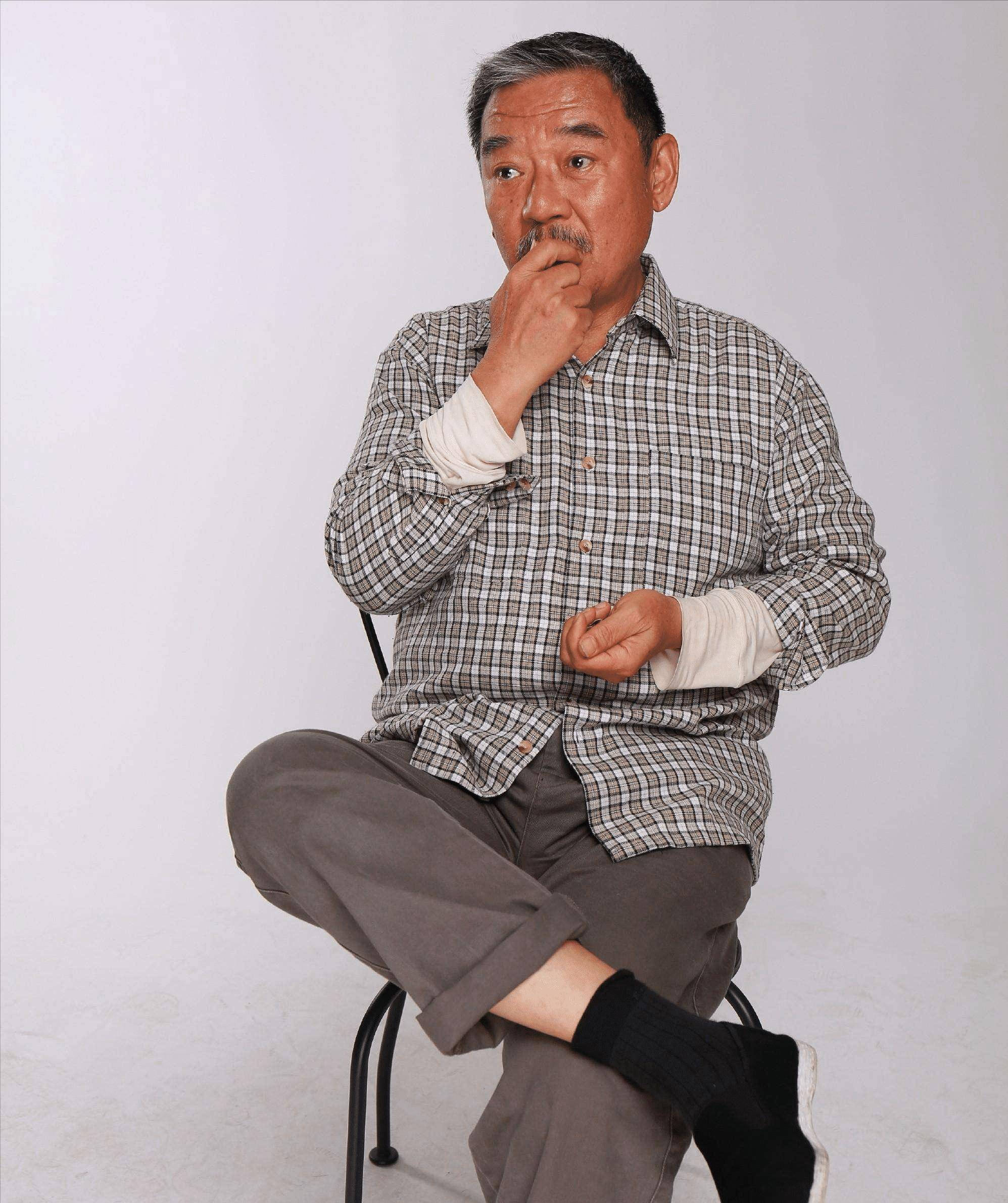 韩国赢葡萄牙,戏骨李立群看不下去了,直呼:戏看人演,球看人踢