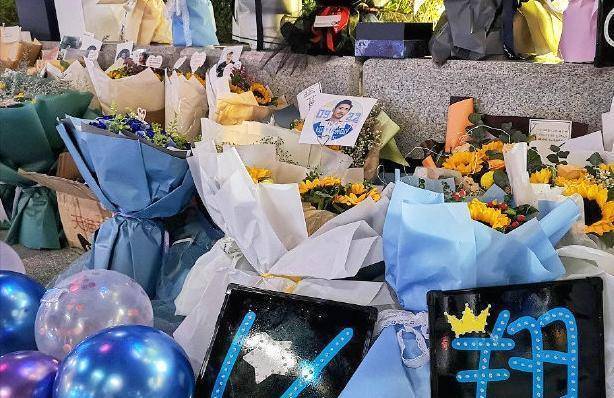 高以翔36岁生日,女友晒合照粉丝献花悼念,你还记得这个阳光大男孩吗?