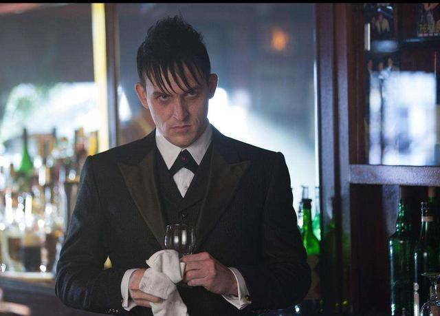 哥谭篇:良好市民哥谭标兵,企鹅人_菲什_法尔科纳_母亲