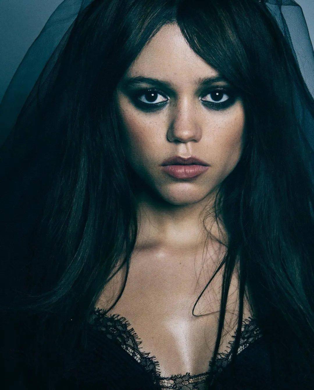 认识一下,超有人气的新星"星期三 "|赏色_珍娜·奥尔特加_剧集_合作