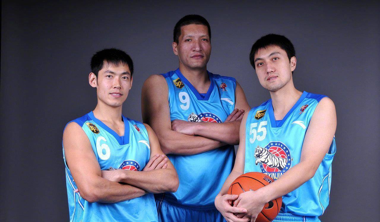 那一年,他和新疆的超级外援昆西-杜比组成了令人厉害的后场组合