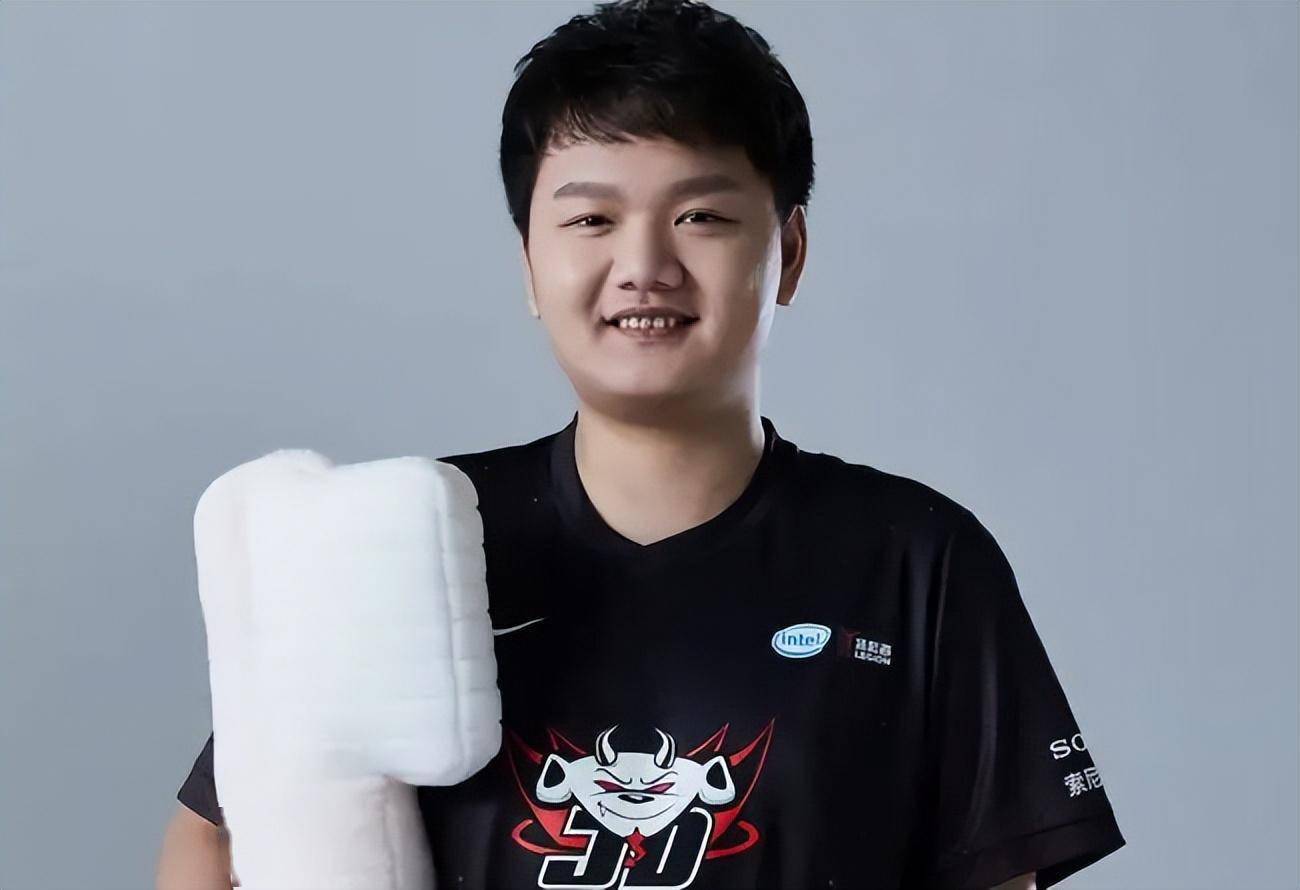 ig放走xun掌门任其加入blg,中野很豪华_doinb_战队_选手