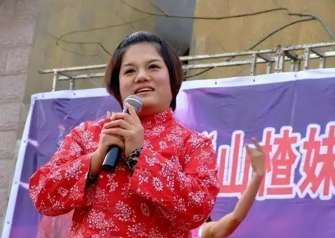 星光大道山楂妹:走红后拒绝认亲,回应:我当年差点冻死在雪地_张月乔