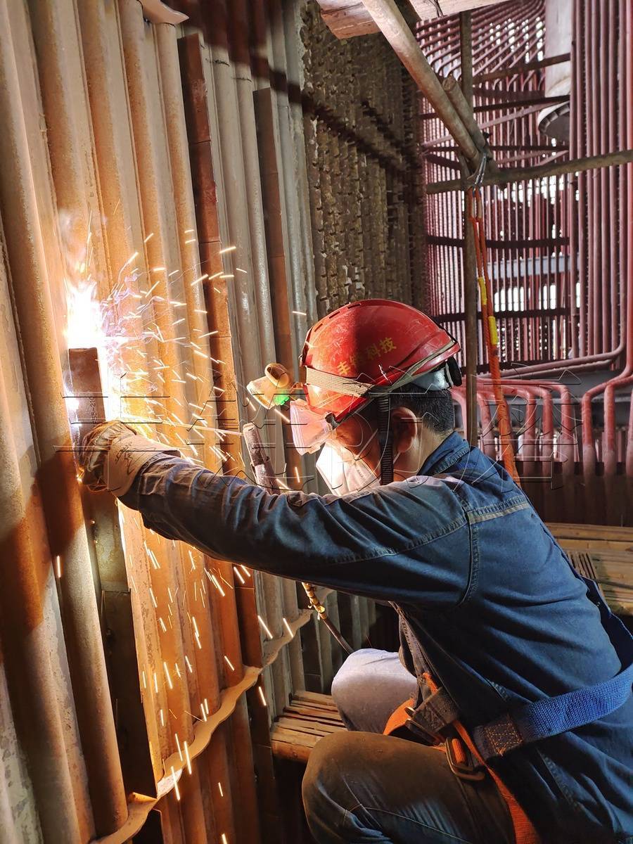 火力发电循环流化床锅炉<strong>水冷壁防磨</strong>新技术