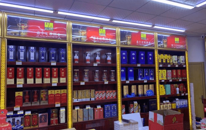 路边不起眼的烟酒店有多赚钱?