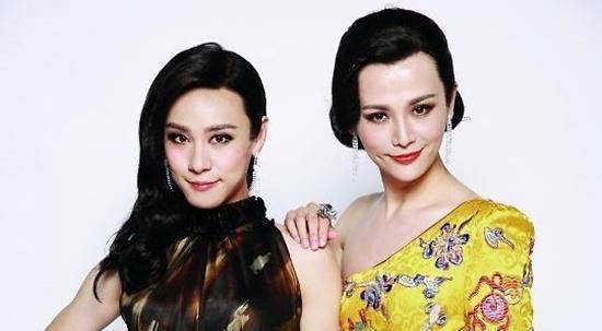 特别是孙坚,虎虎模仿的"双冰"以及《甄嬛传》,可谓形神兼具,不但扮相