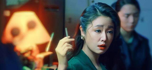 网飞新悬疑剧,在国内上映可能被删减_林心如_剧情_妈妈