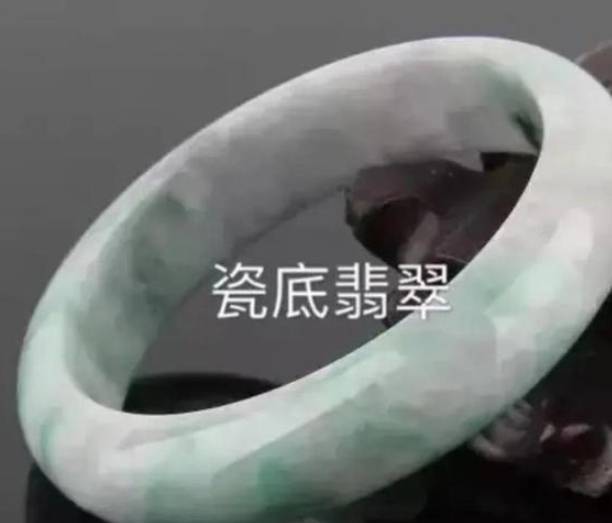＊中国古美術/銅鍍金龍紋翡翠玉摘隻龍耳三足香炉/底款有り/ 中国古美術/銅鍍金龍紋翡翠玉摘隻龍耳三足香炉/