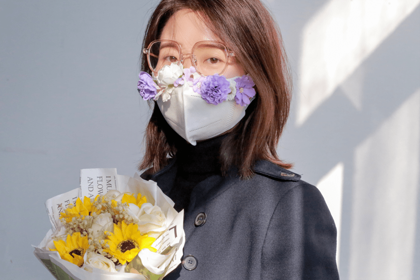 口罩萤火相聚,点亮星河以爱之名,协力抗疫生命便能欣欣向荣爱之花盛开