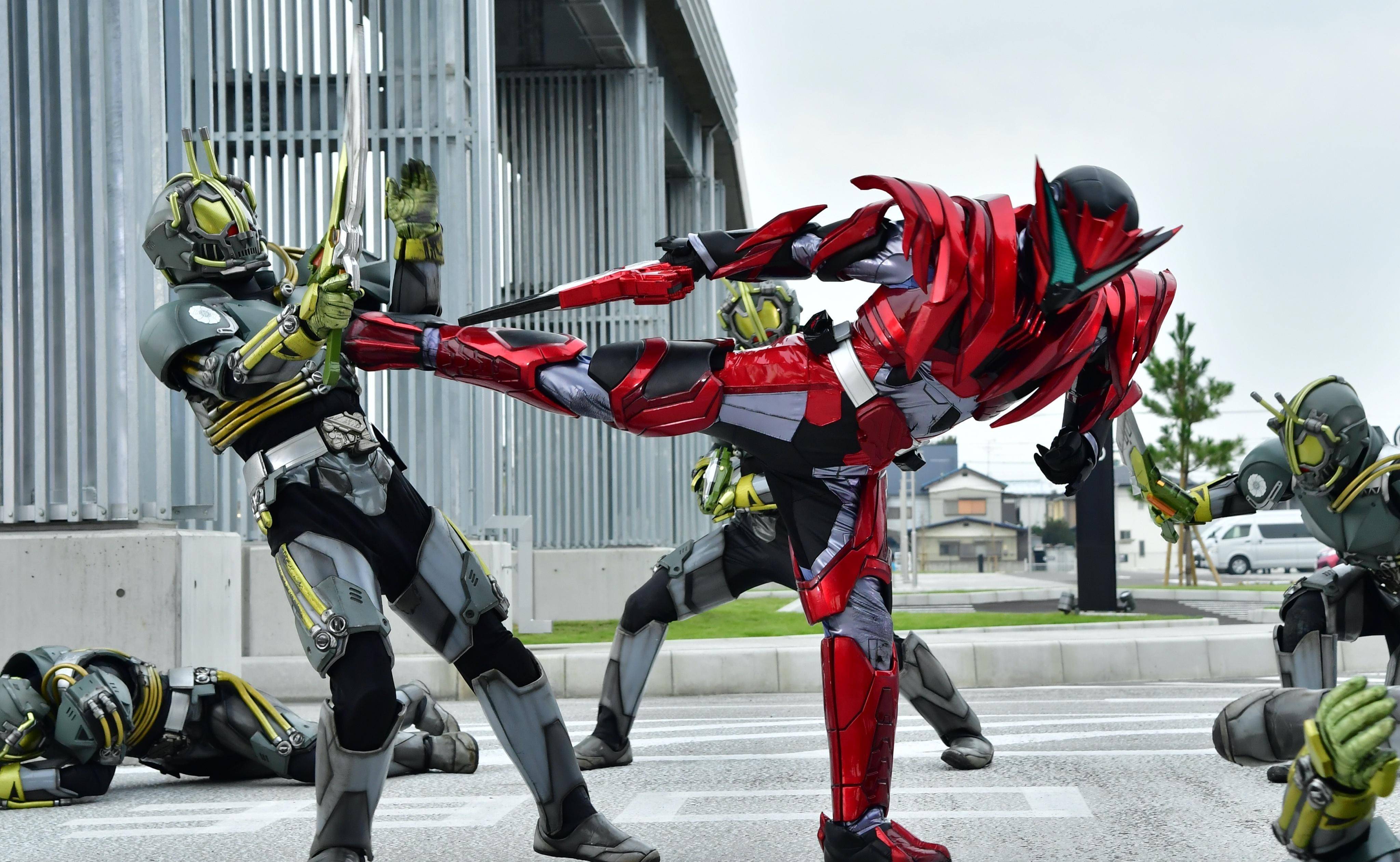 或人用地狱蝗虫致敬,最后的变身万物殆尽_假面骑士_real_time