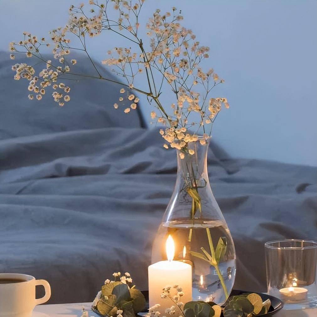 养藏避寒,养气固精,养神心静"冬日在骨,蛰虫周密,君子居室.