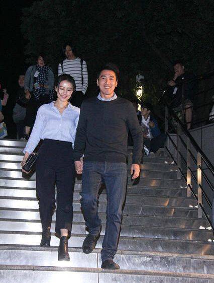 高圓圓素顏宅家,皮膚好狀態佳似少女 7 9c3d8b5a8d8a48199c53dcd707905d1f
