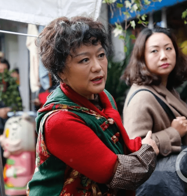 女演员廖学秋:4岁父母双亡,婚姻中遭受背叛,68岁仍单身_乐嘉_哥哥