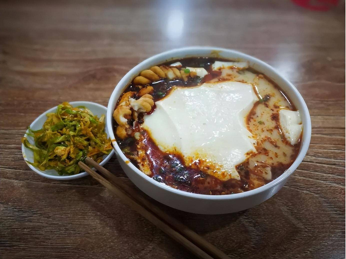 热辣爽口的陇南美食 唤醒冬日的无限活力 ~_成县_地标_麻花