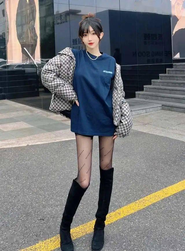 欧美达人街拍穿搭示范_周迅街拍穿搭图片裙子_明星穿搭街拍/