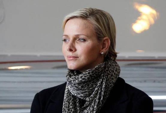 夏琳王妃过又过不好,离又离不了,员工:宫内的气氛令人窒息