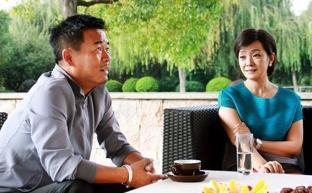 演戏,"不务正业"的孙浩,成了《扫黑风暴》的演技担当_角色_孙兴_徐英