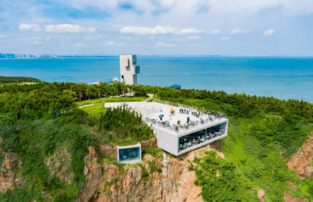 在城市书房里读懂一座城_荣成市_读者_文化